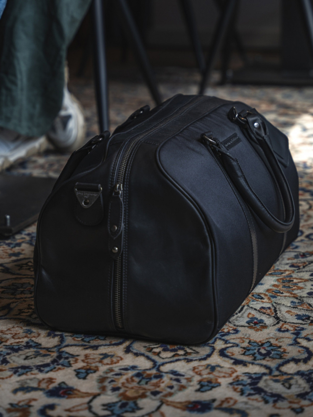 Pánská kožená cestovní taška The Chesterfield Brand Tom – černá